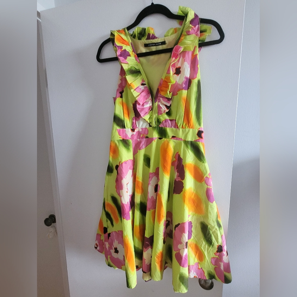 Floral, size 6 green vacation dress